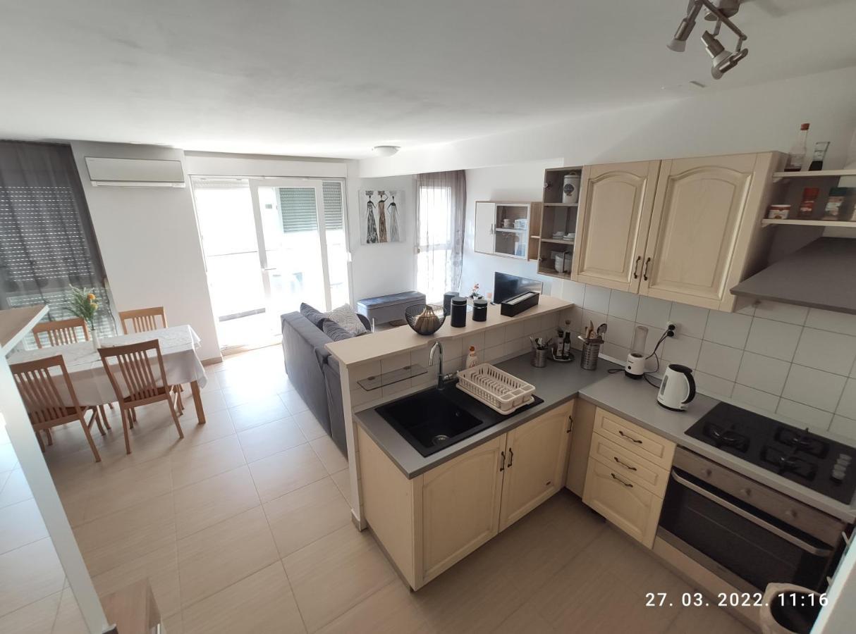 Apartma Antonela With Free Garage Parking *
