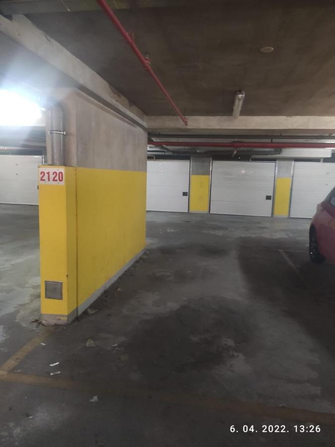 Antonela With Free Garage Parking *